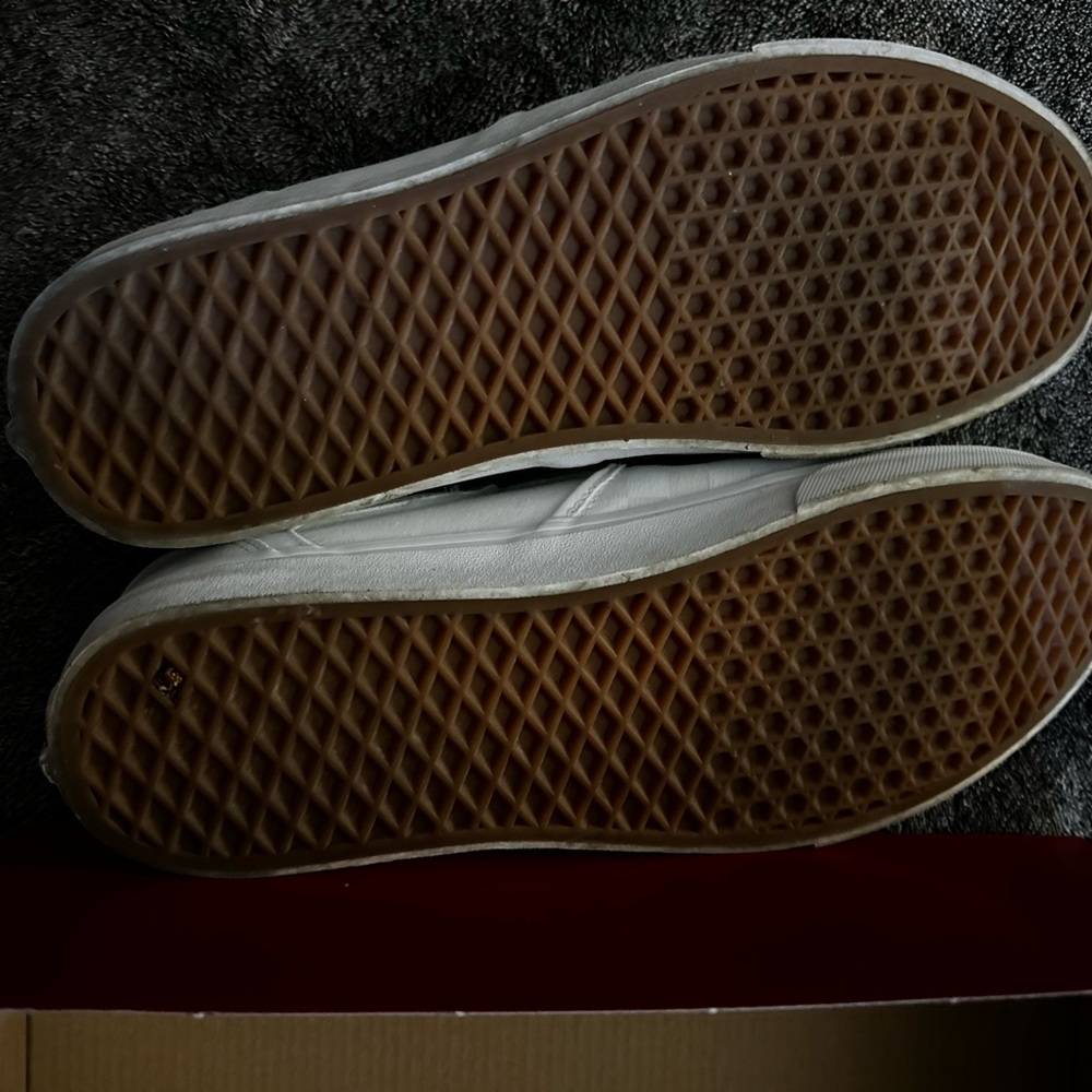 Vans slip-ons